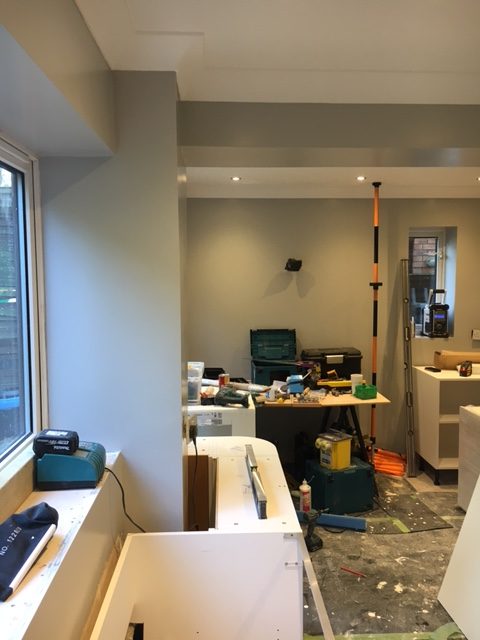 Wall units and worktop installation